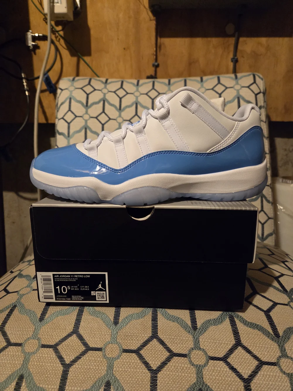 Jordan 11 Retro  Mens  Low-Top Sneakers in White and Light Blue